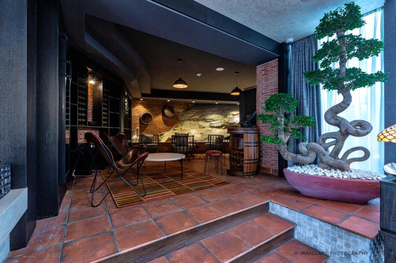 Hotel Adamo Tbilisi Bagian luar foto