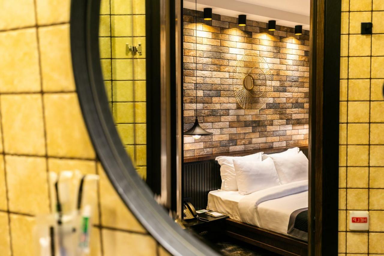 Hotel Adamo Tbilisi Bagian luar foto