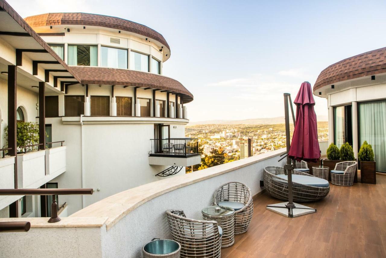 Hotel Adamo Tbilisi Bagian luar foto